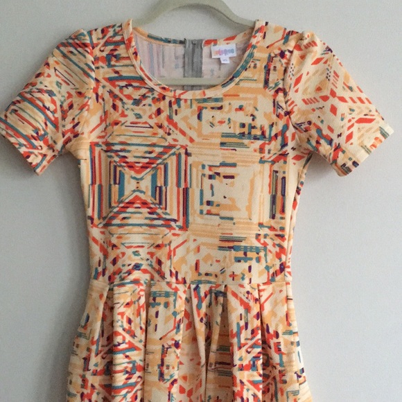 LuLaRoe Amelia Abstract Fit & flare dress XS - Picture 3 of 8